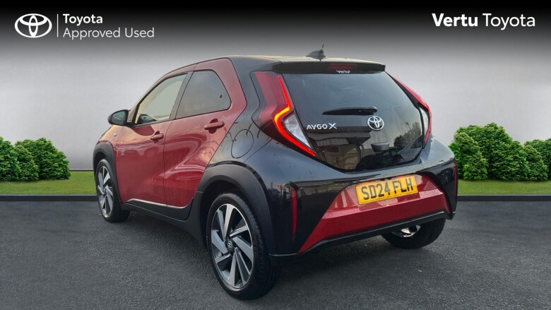 Toyota Aygo X 1.0 VVT-i Edge 5dr Petrol Hatchback